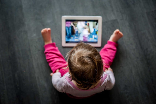 Les enfants et les écrans : La réalité en 2024
