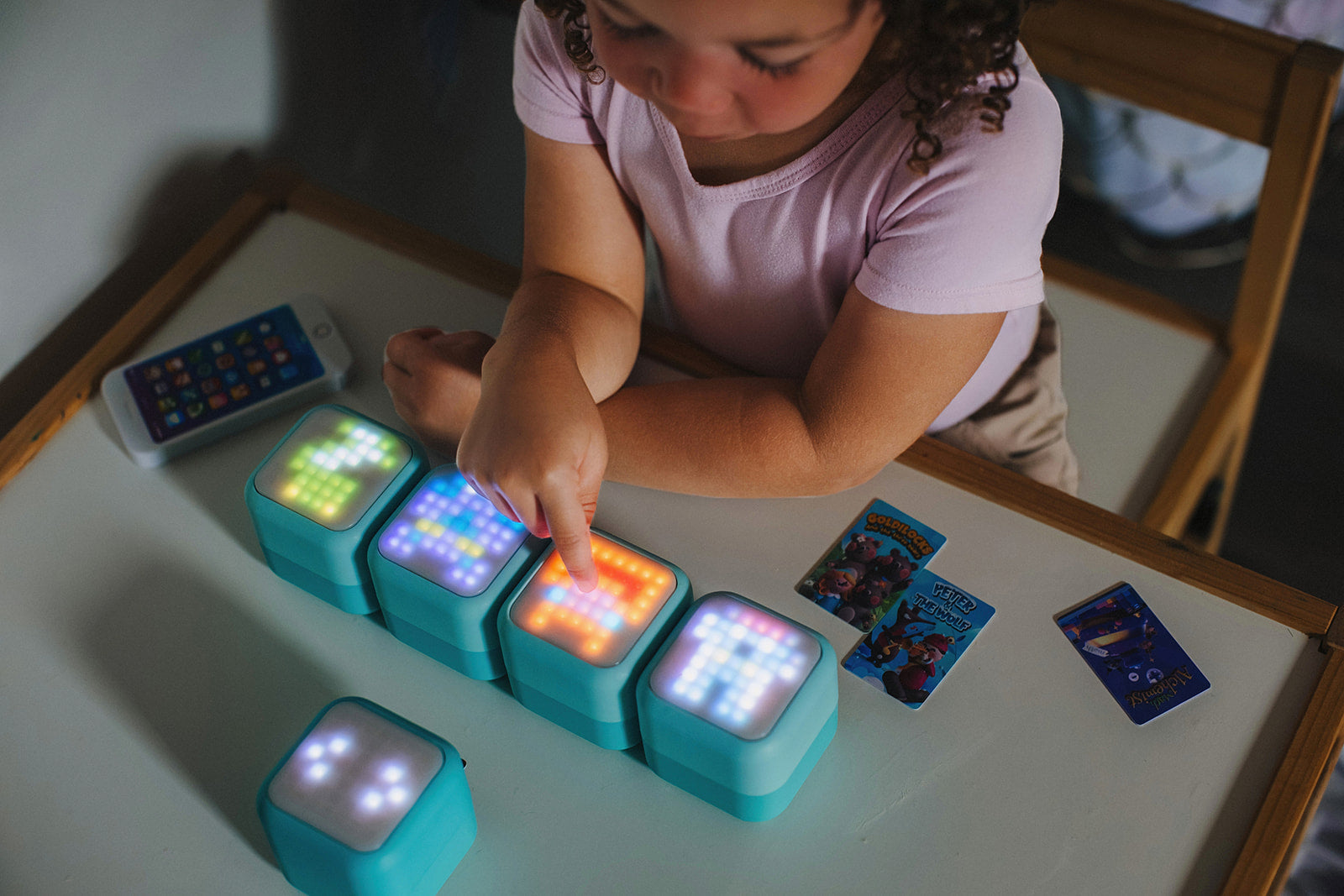Family playing with Tokidos PlayCubes